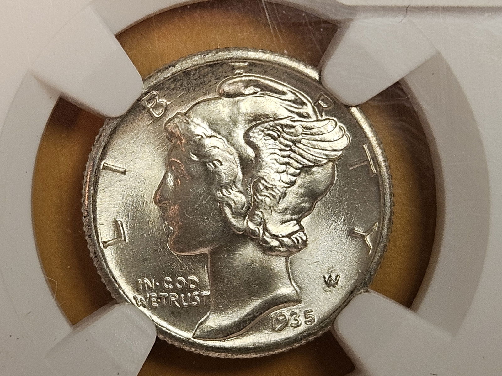 SUPERB GEM! NGC 1935 Mercury Dime in Mint State 67 (1 of 4)