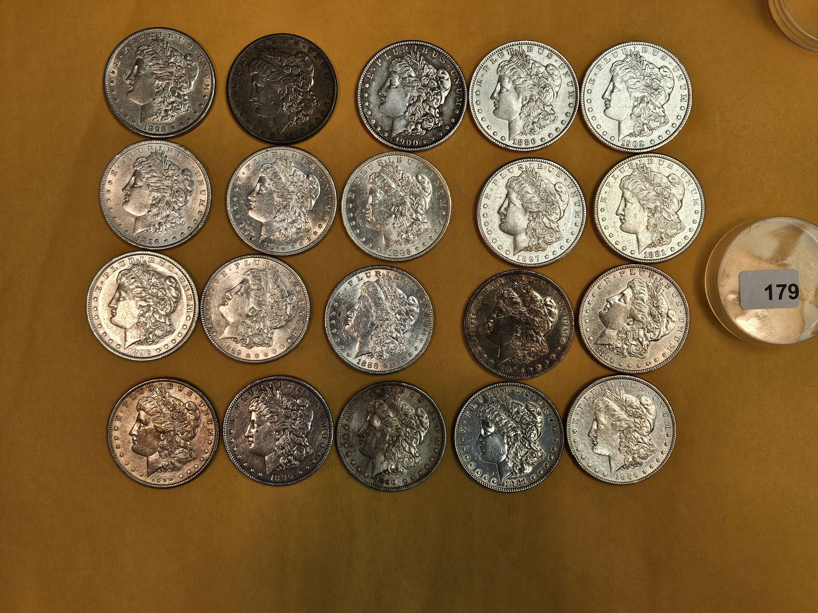 ** FULL ROLL ** Twenty nicer Morgan Silver Dollars (1 of 9)