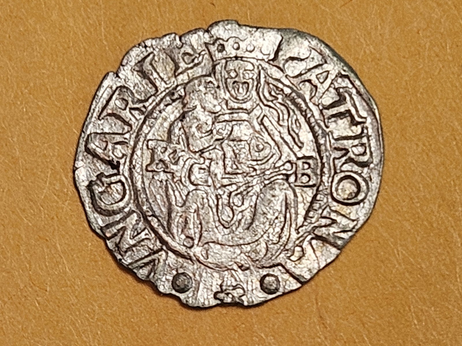Brilliant 1579 Hungary silver denier (1 of 3)