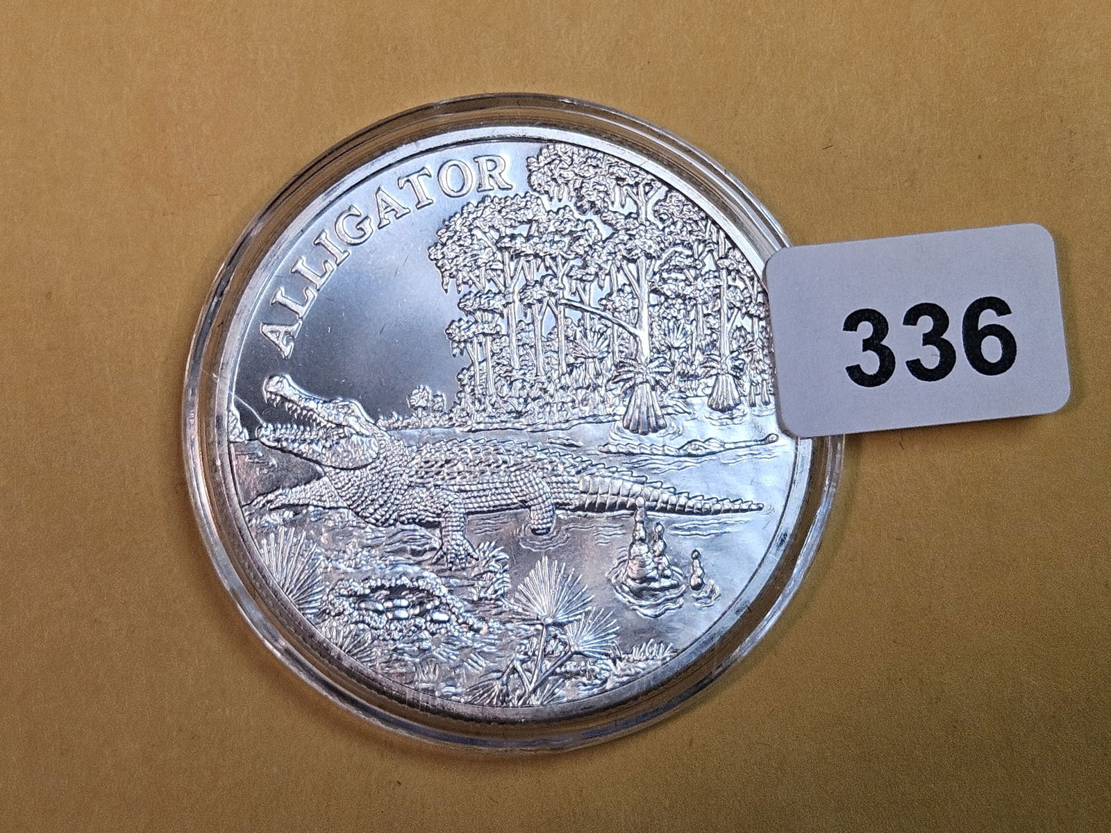 One Troy ounce .999 fine silver art round: Alligator 