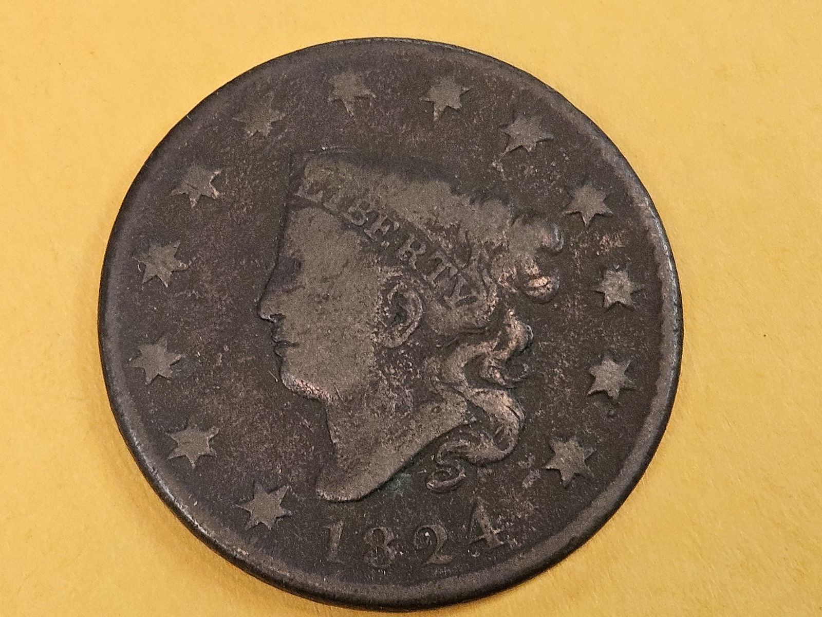 Better 1824 Coronet Head Large Cent in Very Good (1 of 5)