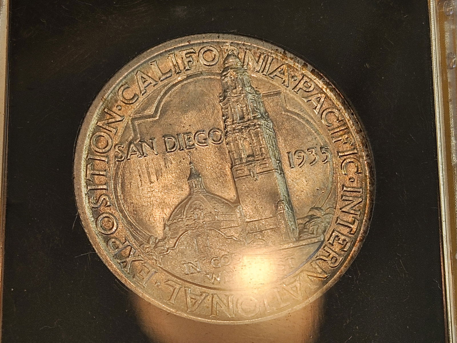 Very Choice Brilliant Uncirculated Commemorative silver Half Dollar - 7