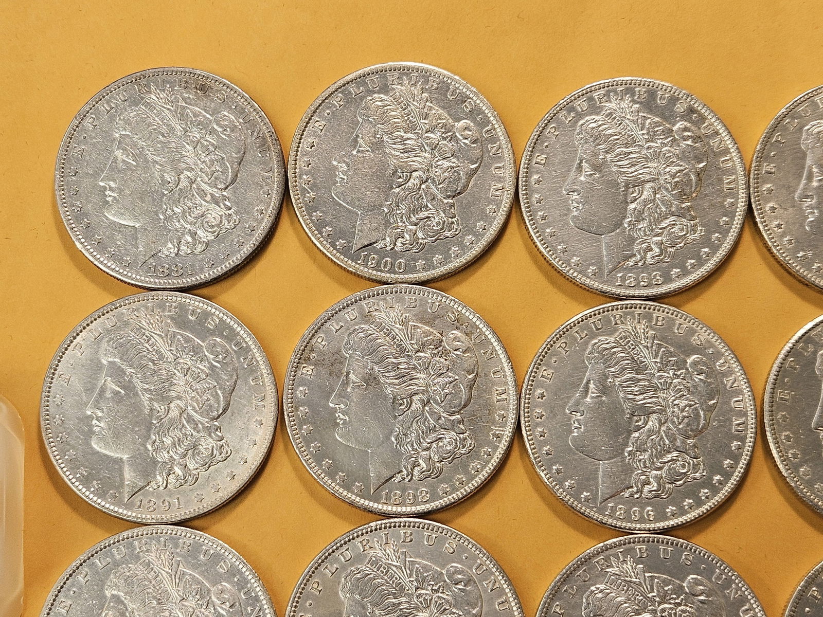 ** FULL ROLL ** Twenty Morgan Silver Dollars - 2