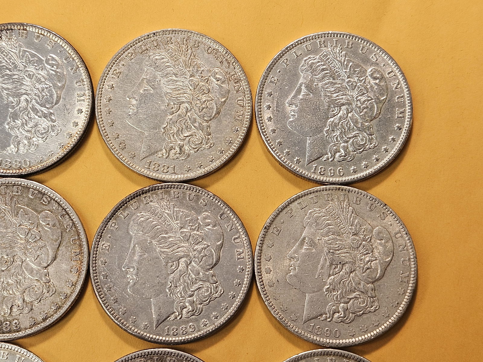 ** FULL ROLL ** Twenty Morgan Silver Dollars - 3