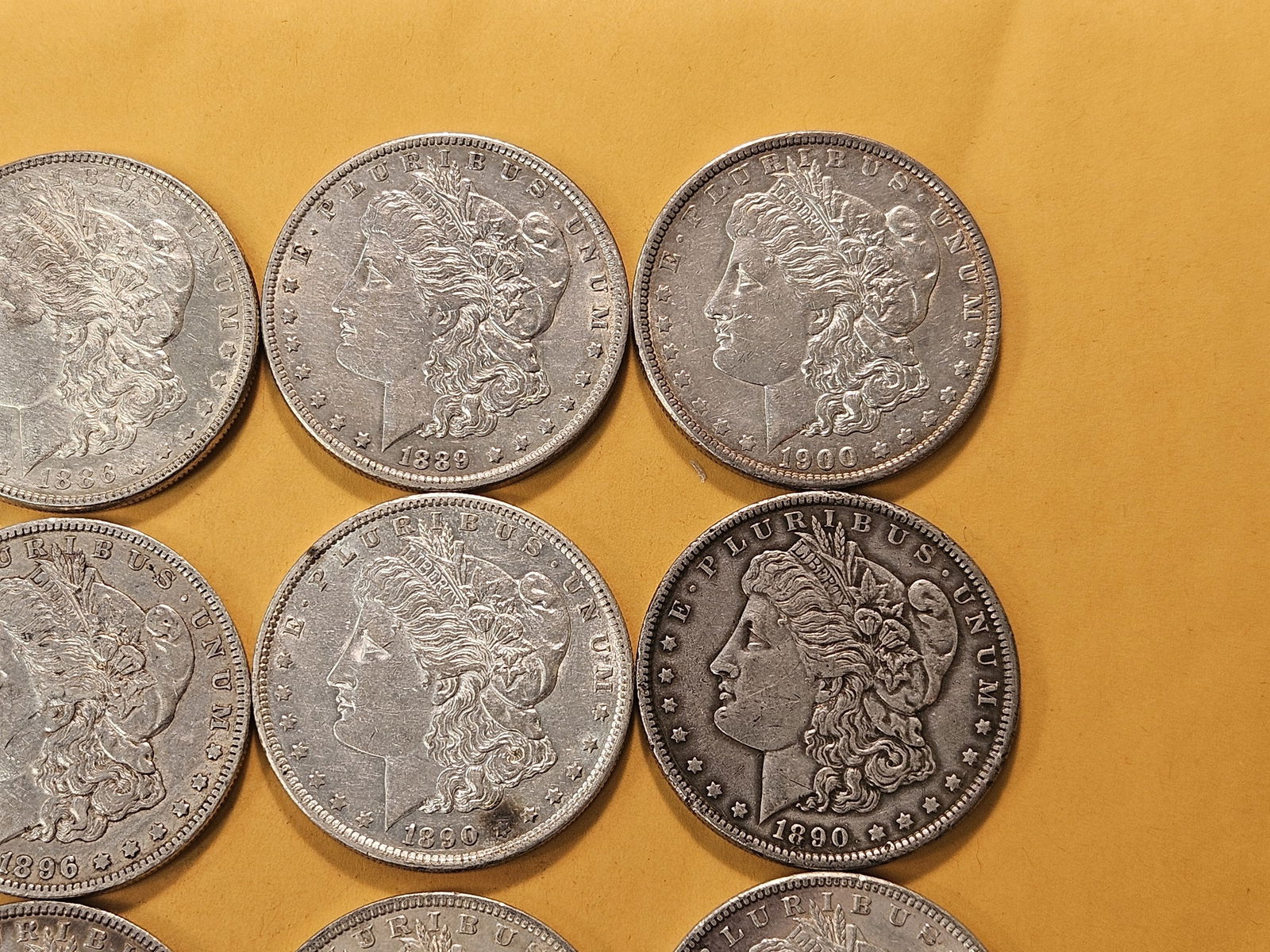 ** FULL ROLL ** Twenty Morgan Silver Dollars - 3