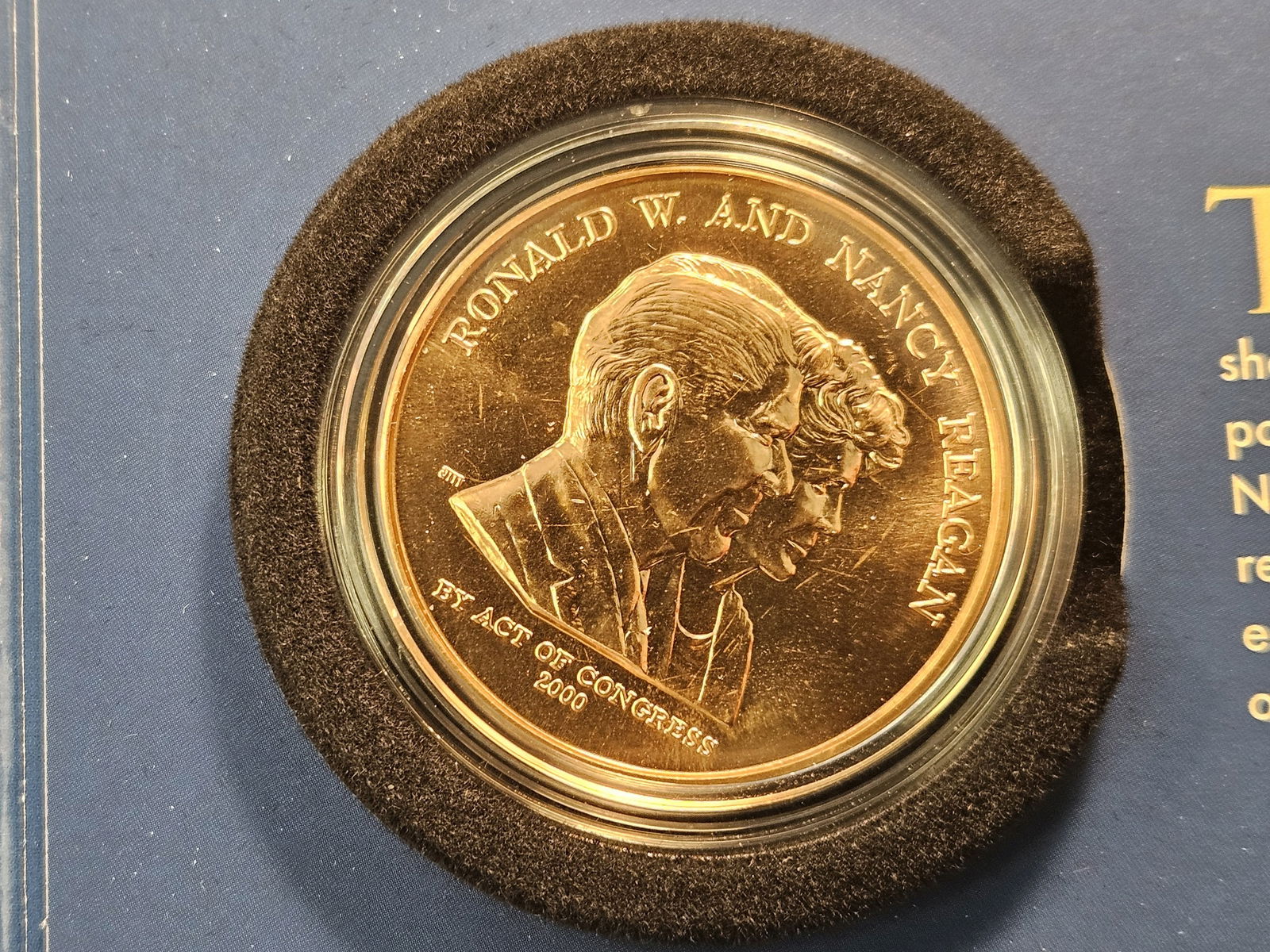 2016 Coin and Chronicles Silver Eagle Set of Ronald Reagan - 4