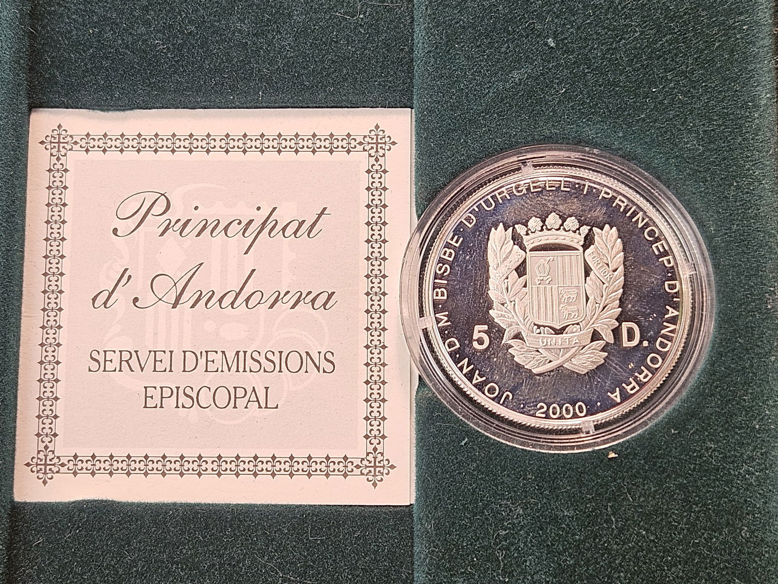 GEM Proof 2000 Andorra Silver Five Diners - 3