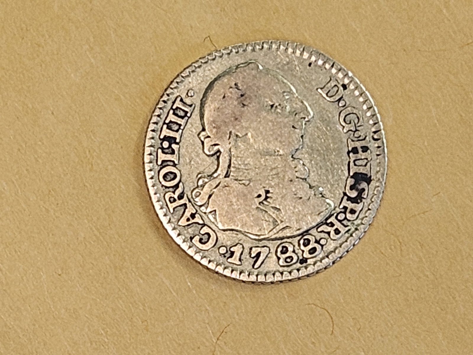 GOLD! Bright 1738 Spain Gold 1/2 Escudo (1 of 6)