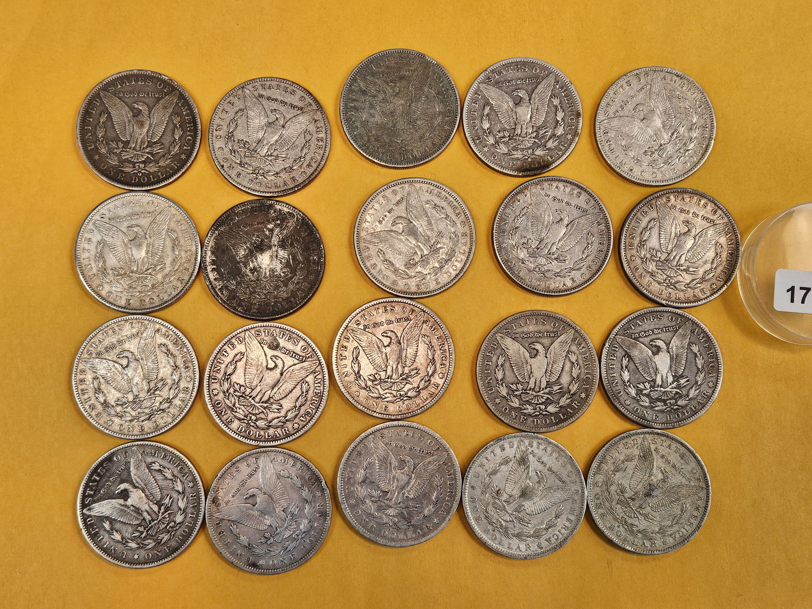 ** FULL ROLL ** Twenty Morgan silver Dollars - 6