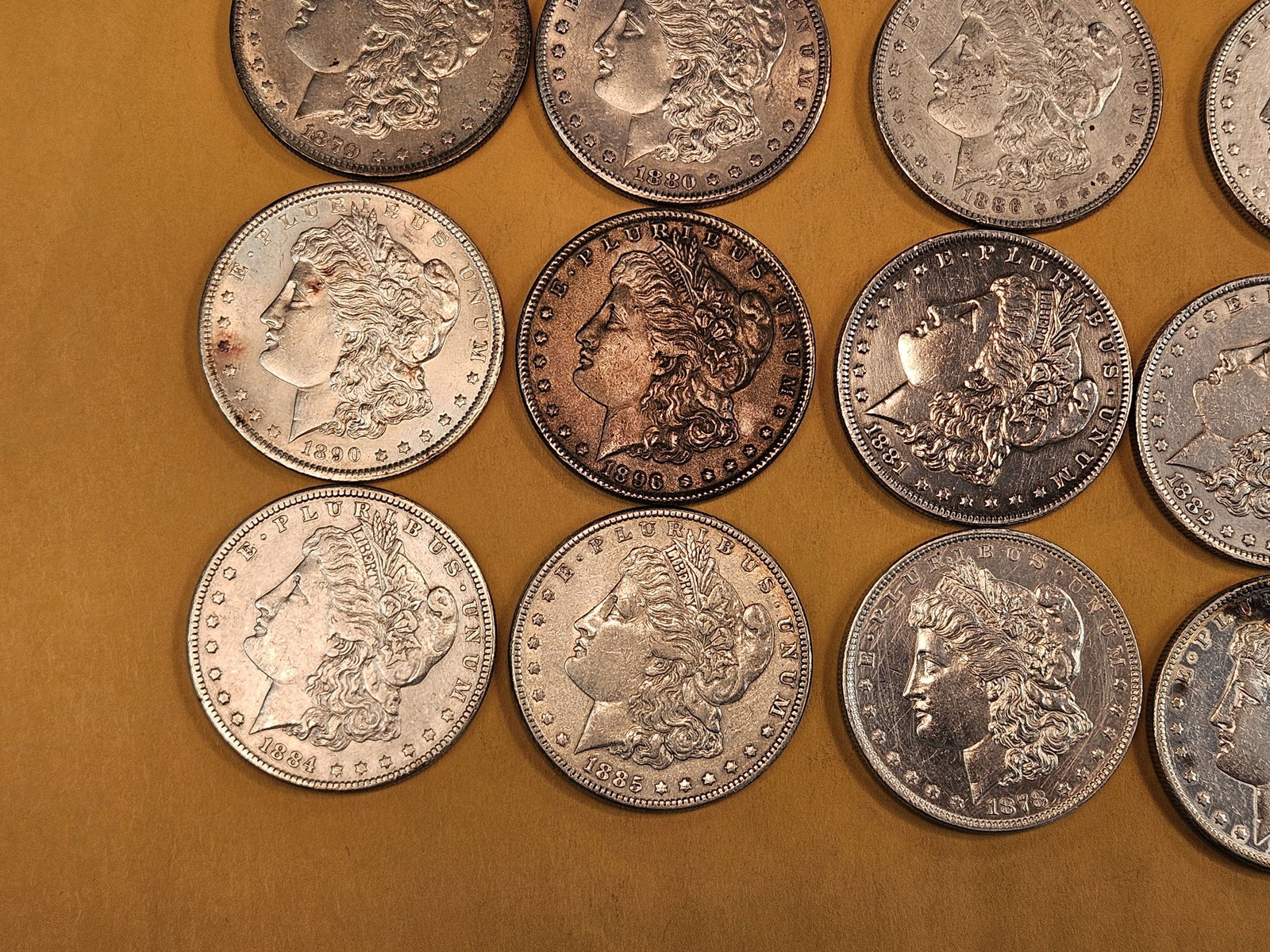 ** FULL ROLL ** Twenty About Uncirculated Morgan silver Dollars - 4