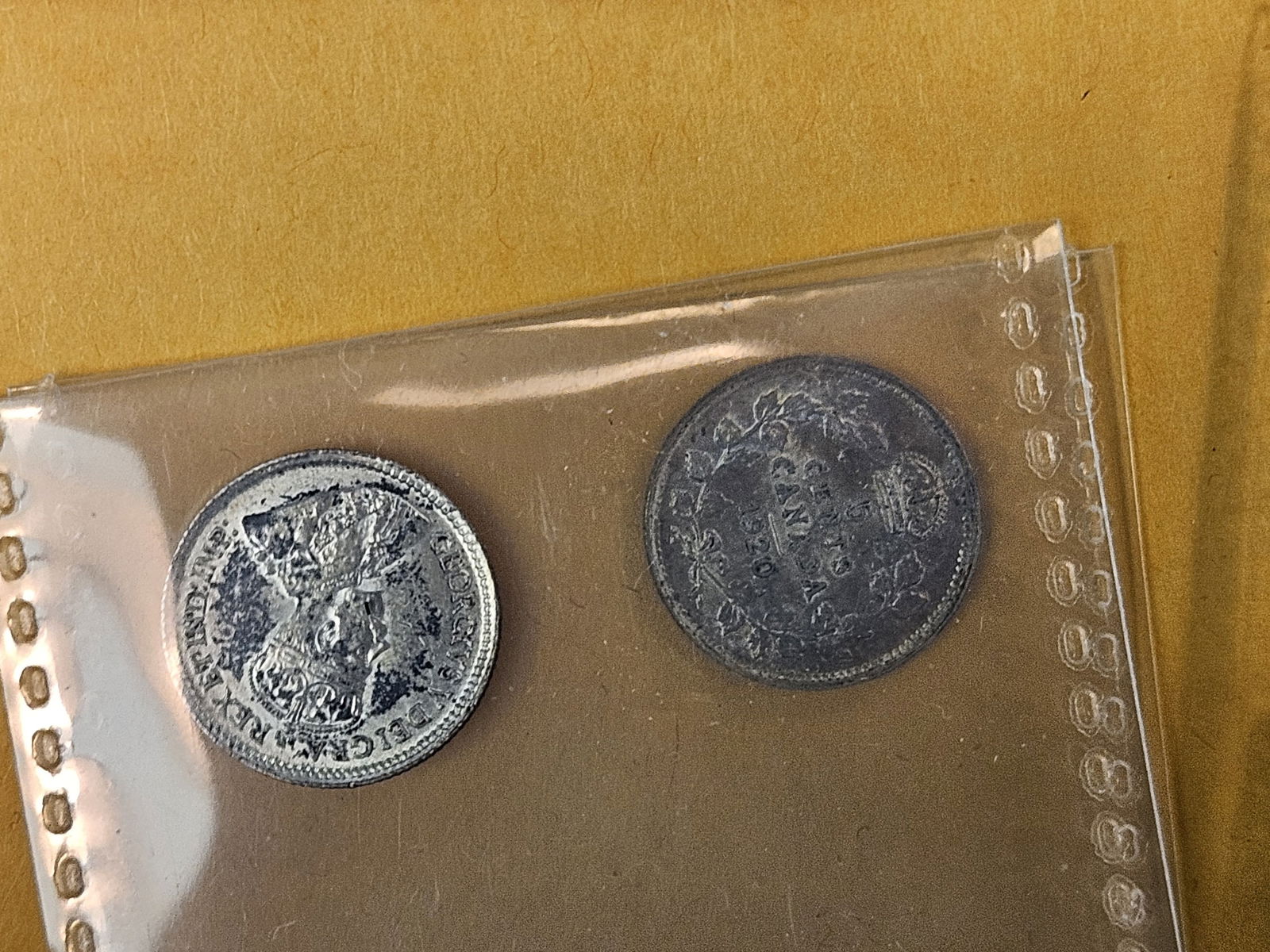 Nine super-fly mixed World coins - 9