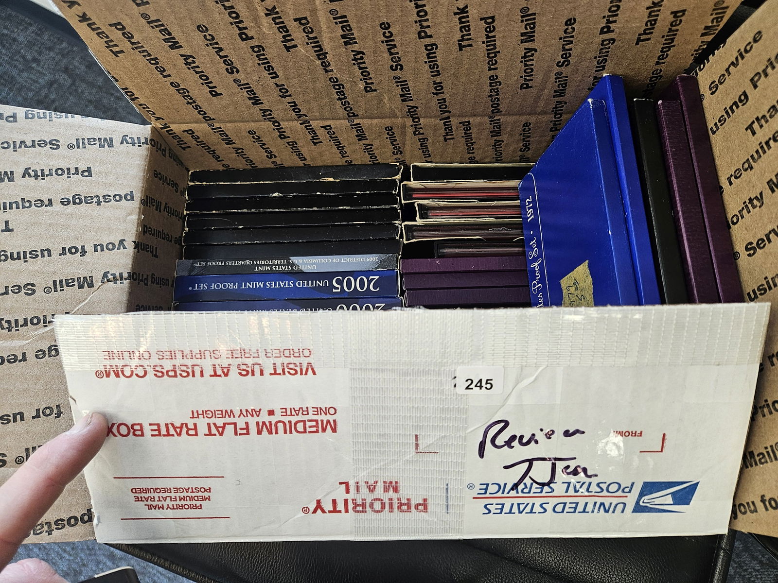 FORTY US Proof sets - 2