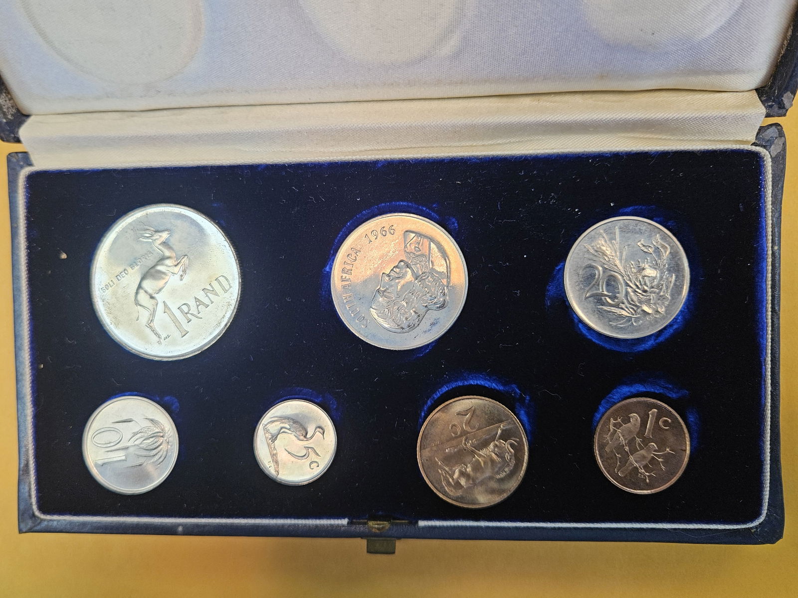 1966 and 1969 South Africa silver sets - 4