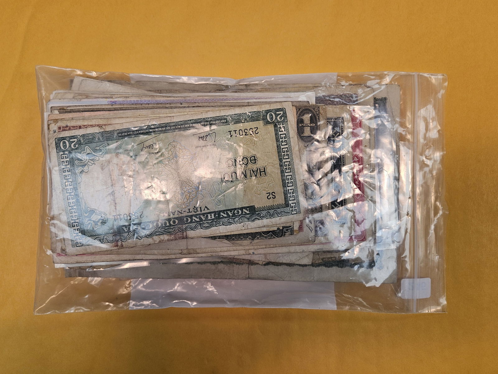 Eighty-eight pieces of Mixed World Notes - 2