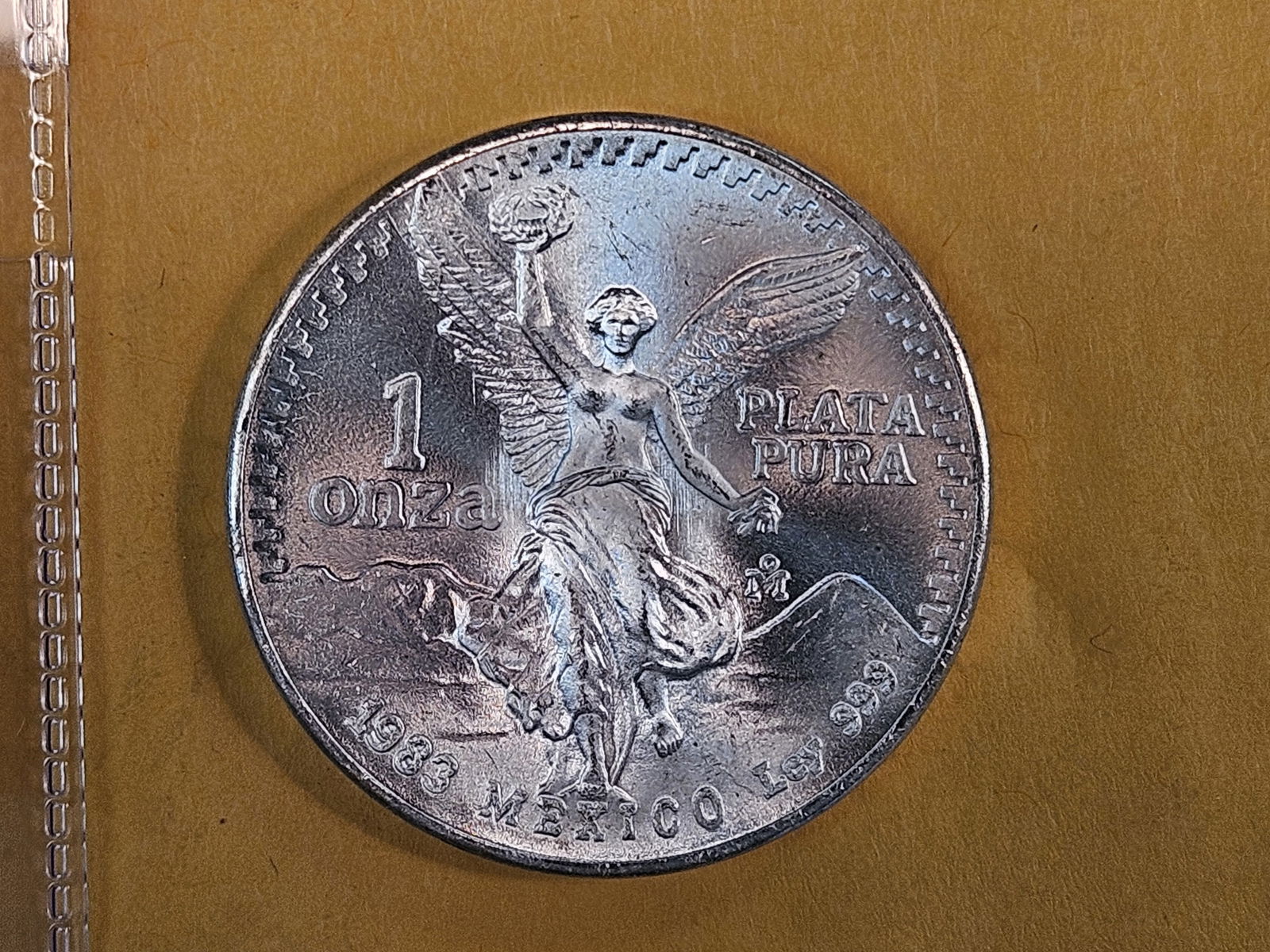 GEM Brilliant Uncirculated 1983 Mexico silver Onza (1 of 3)