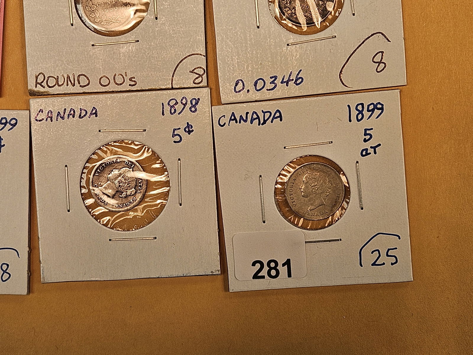 Fifteen mixed silver Canada 5 cent coins - 10