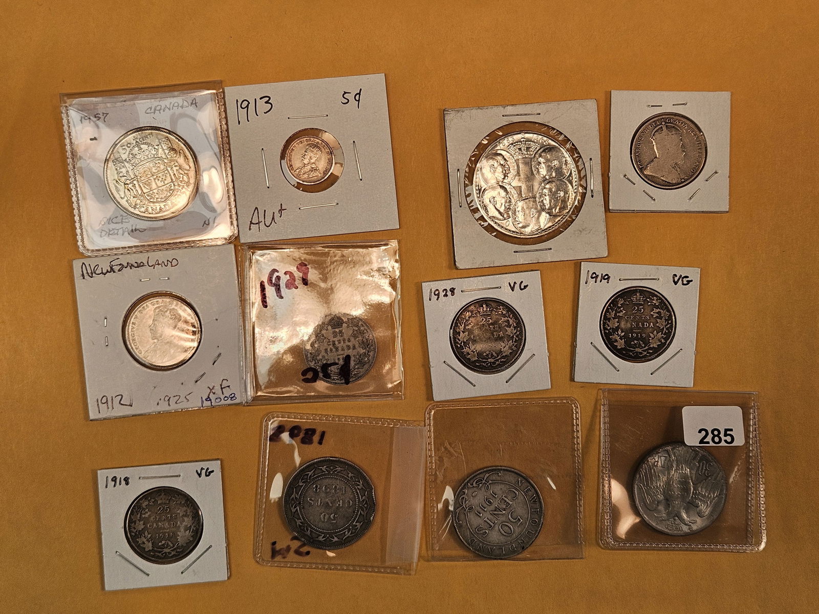Twelve mixed SILVER World coins (1 of 7)