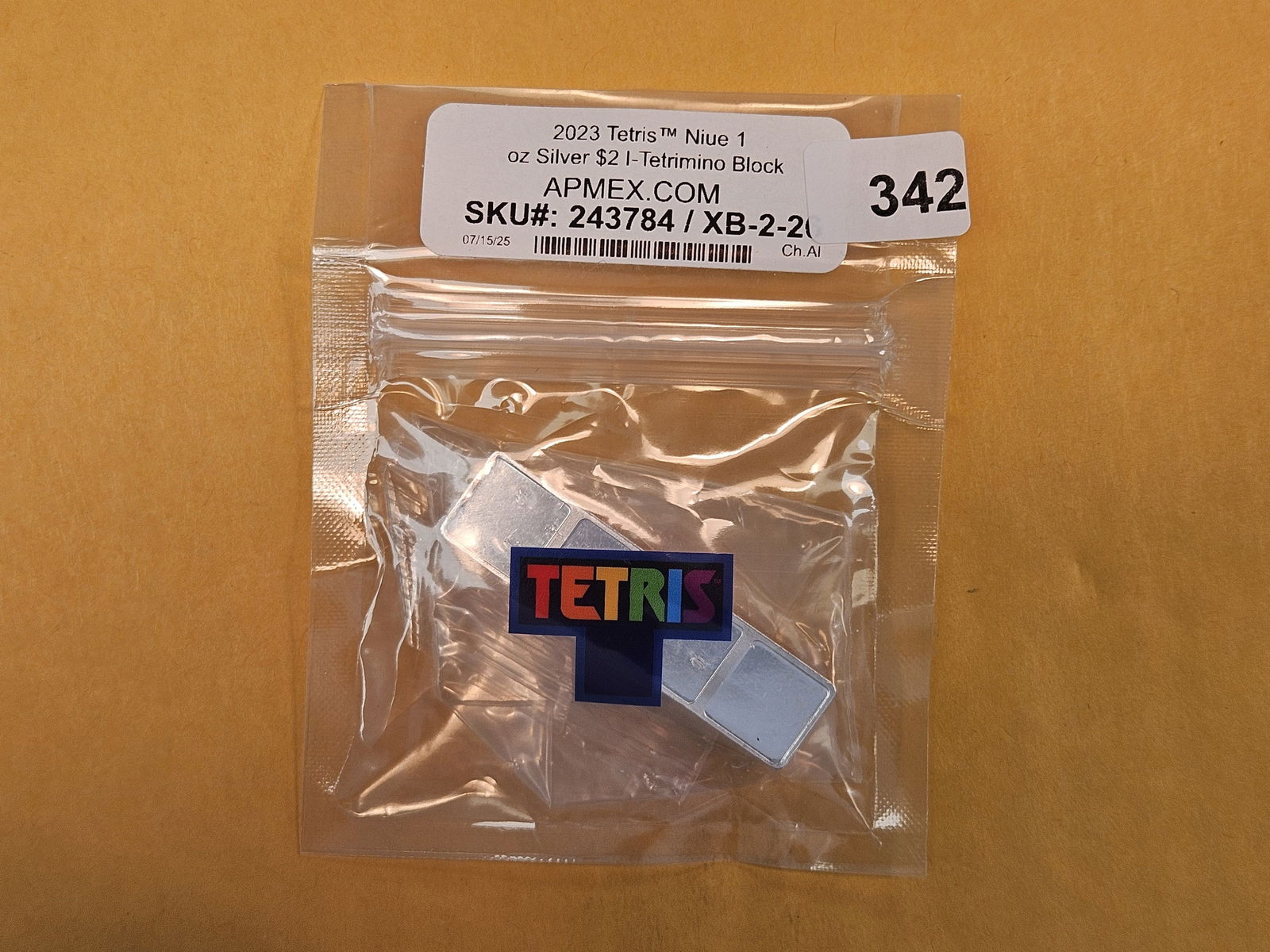 * TETRIS SILVER!!: One troy ounce .999 fine silver art piece from Niue. Silver Two Dollars. Each piece is different and formed like Tetris pieces! 