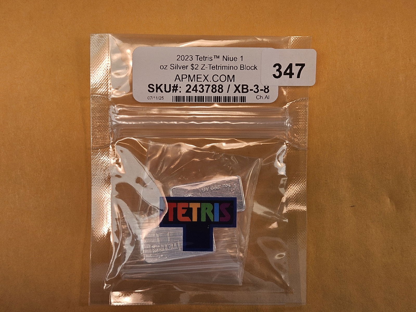 * TETRIS SILVER!!: One troy ounce .999 fine silver art piece from Niue. Silver Two Dollars. Each piece is different and formed like Tetris pieces!