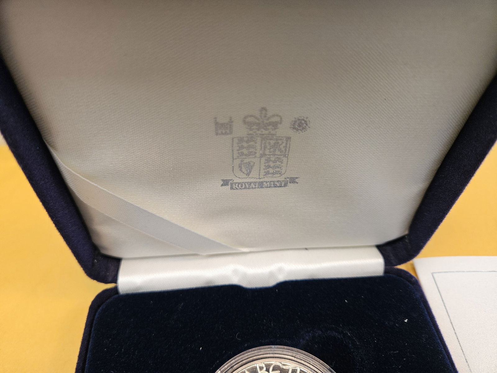 GEM Proof Deep Cameo Royal Mint Silver 5 pounds - 2