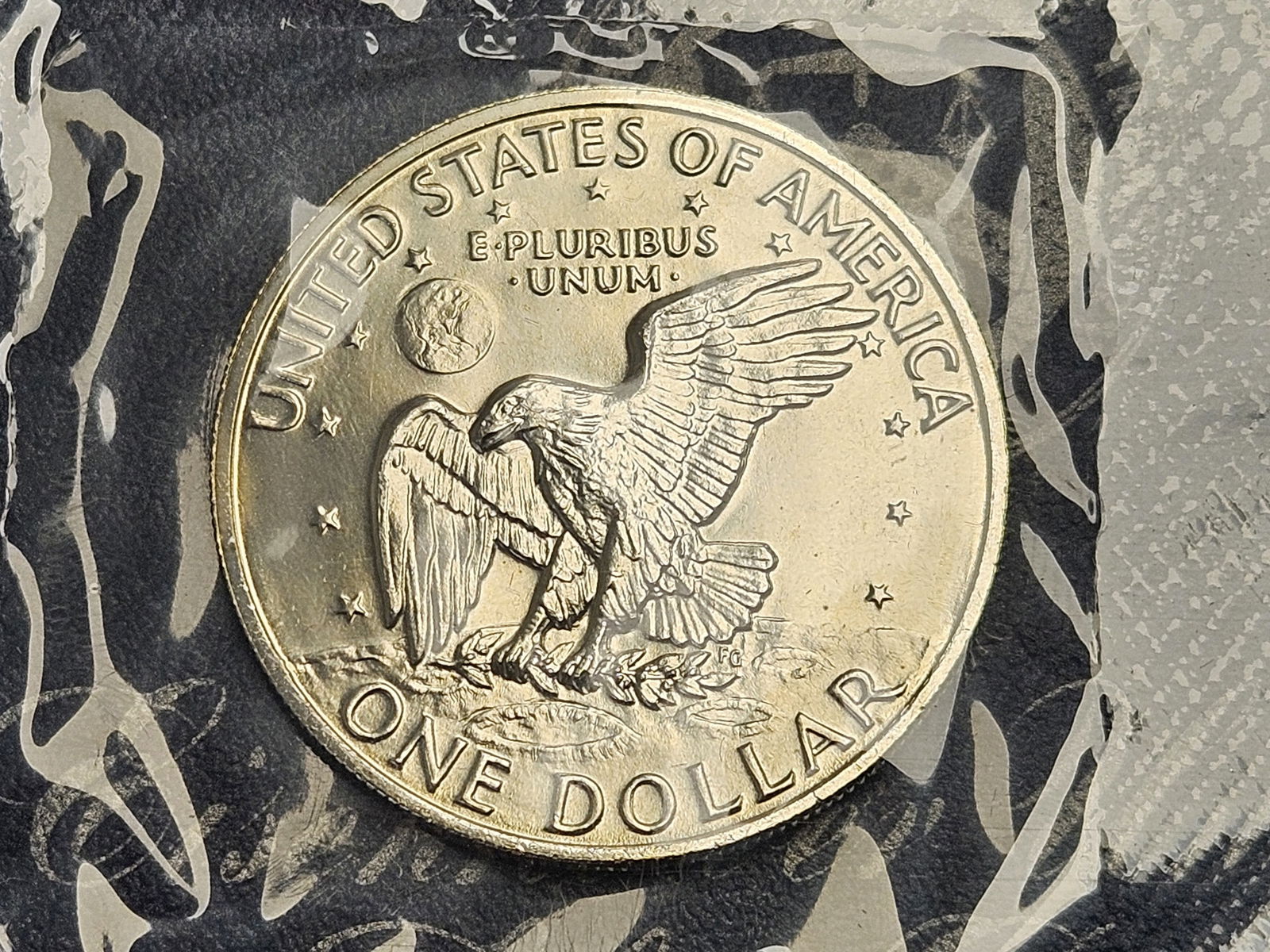 Ten Uncirculated Blue Pack Eisenhower Silver Dollars - 4