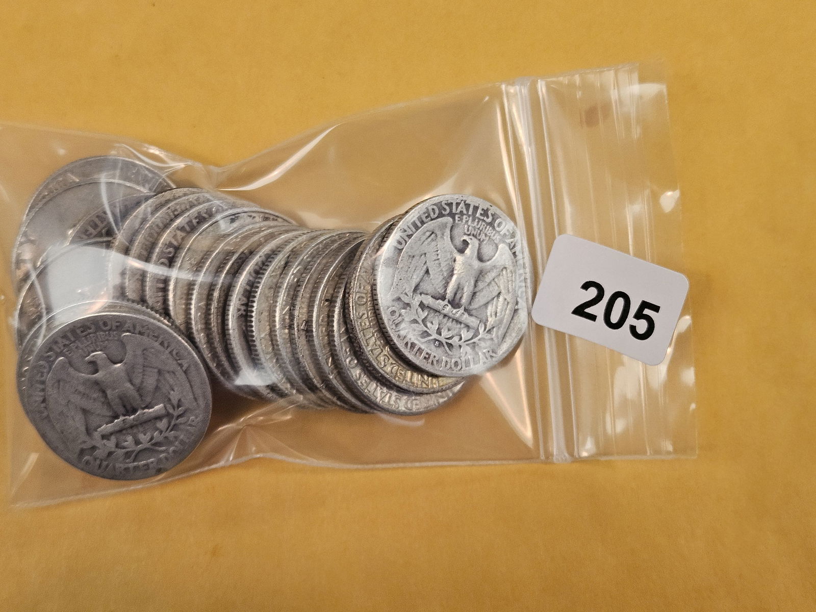 Twenty mixed silver Washington Quarters: Circulated 