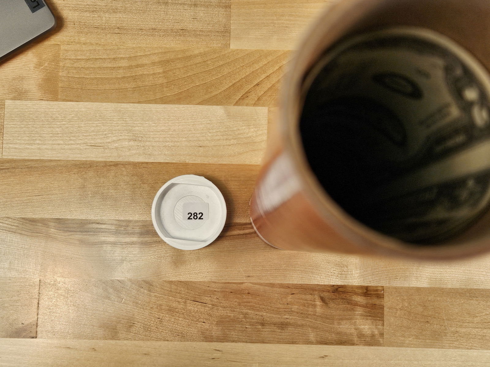 Uncut Roll! Crisp Uncirculated, uncut sheet of $2 US notes: In original BEP Shipping container