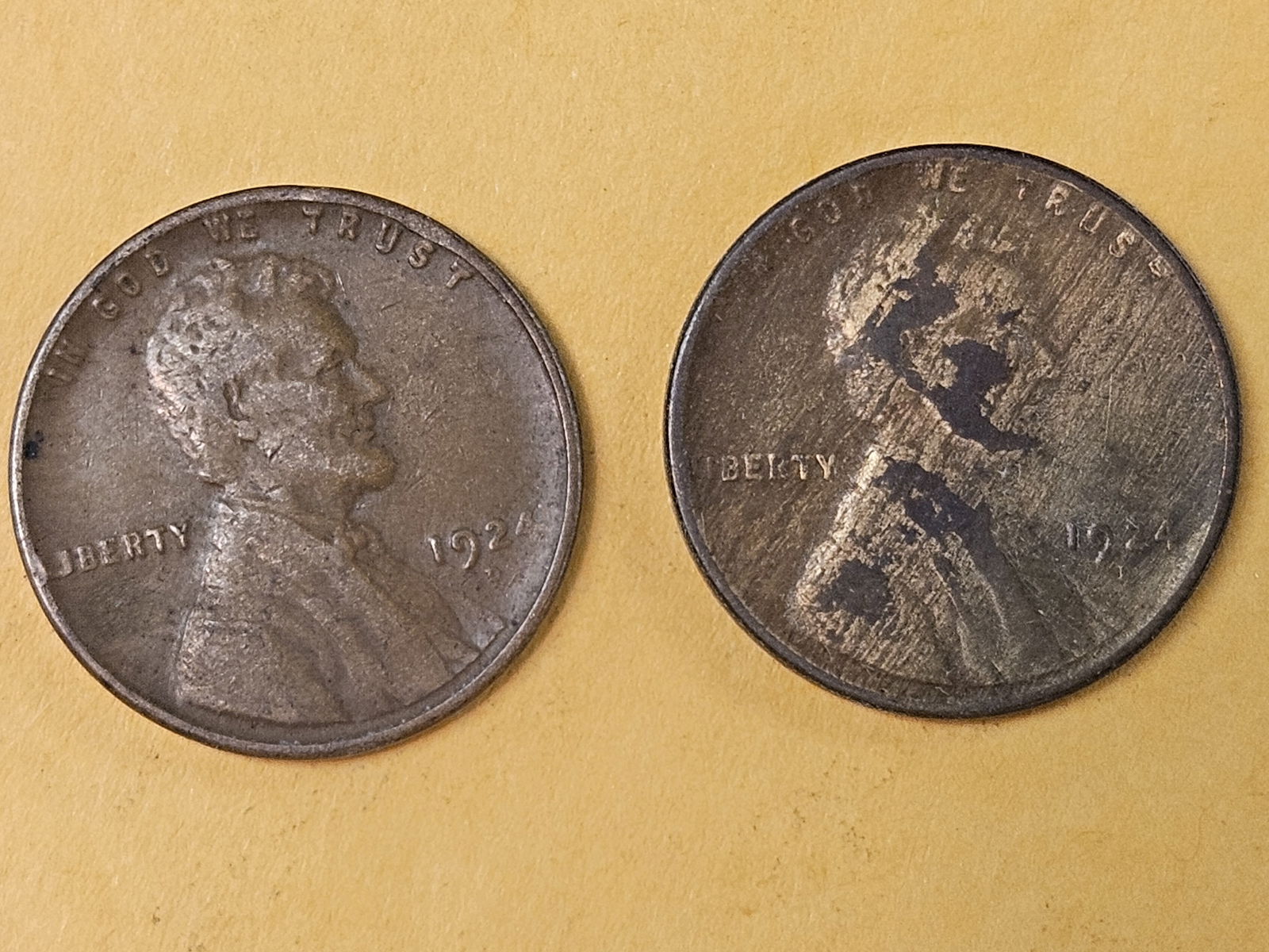 Two Semi-Key 1924-D Wheat cents - 3