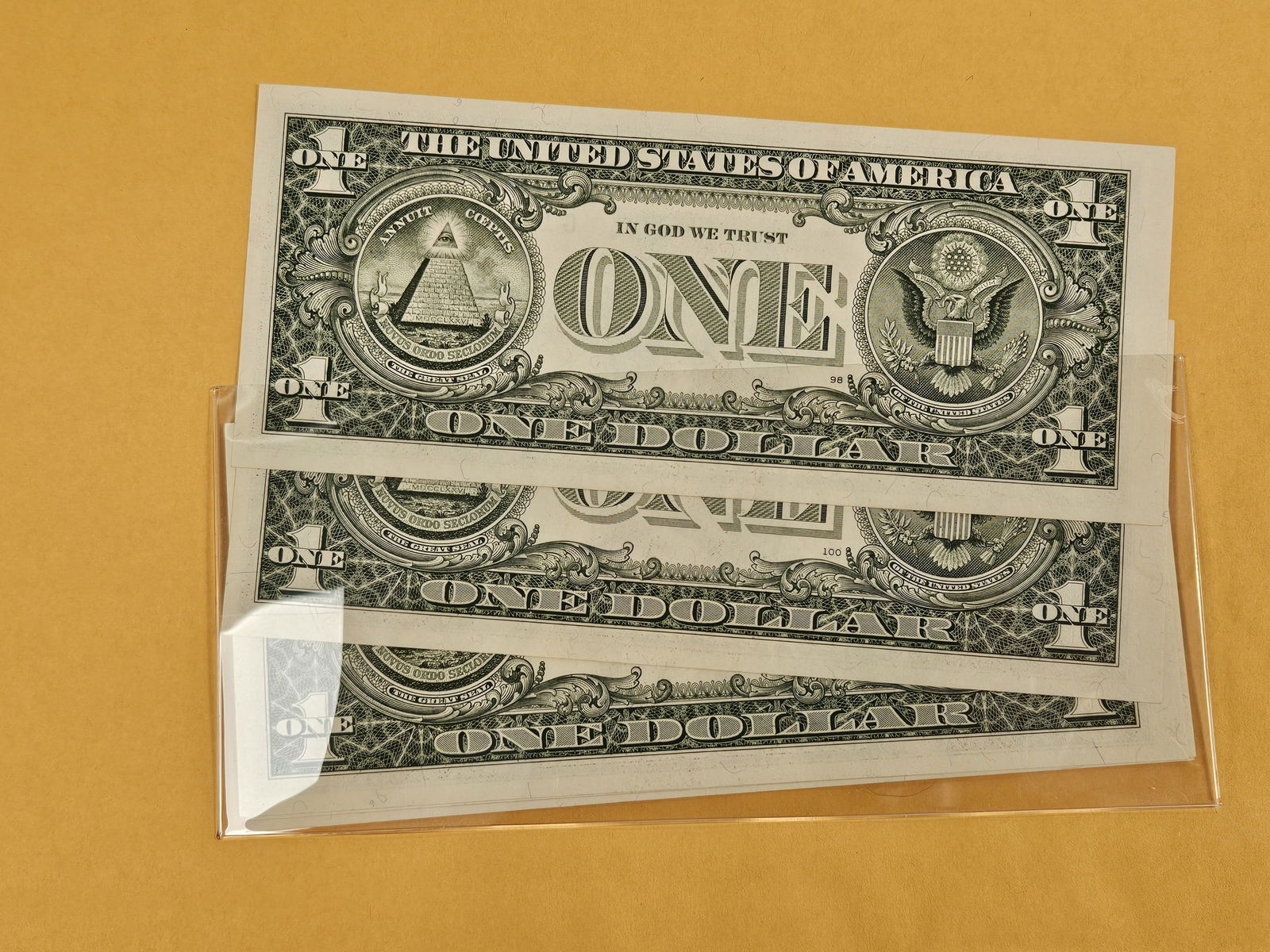 Five Crisp Uncirculated Consecutive One Dollar FRNs - 2