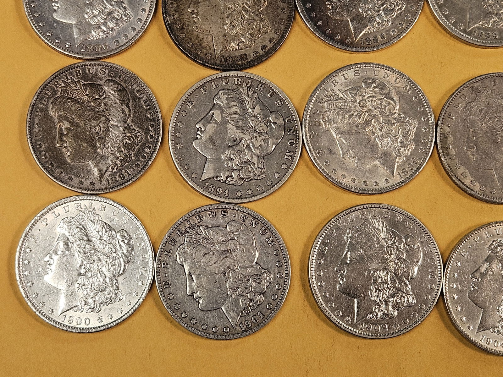 ** FULL ROLL ** Twenty Morgan Silver Dollars - 4