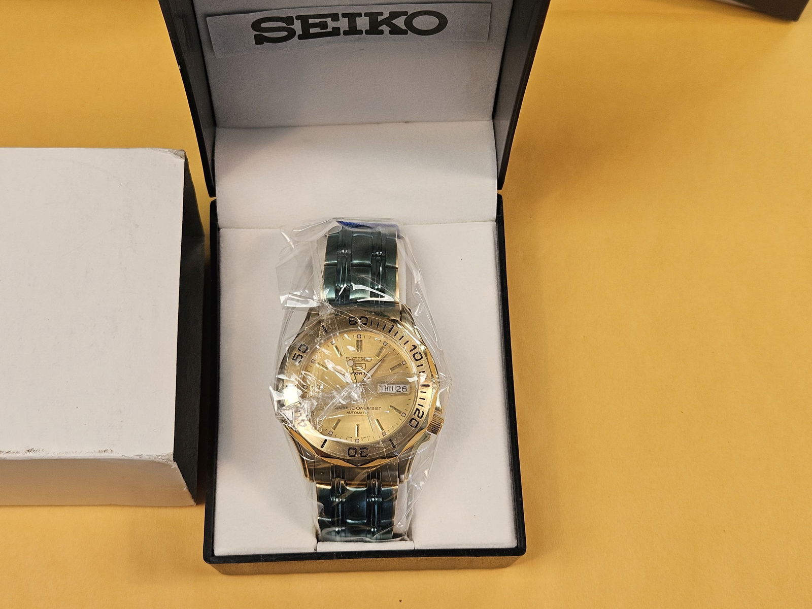 Vintage Watch Lot - 3