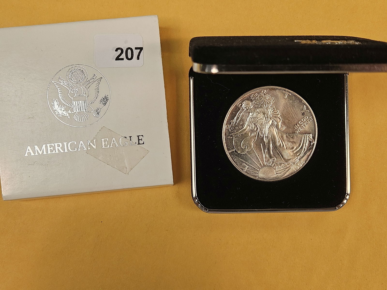 Semi-key Brilliant Uncirculated 1994 American sIlver Eagle: In original box 