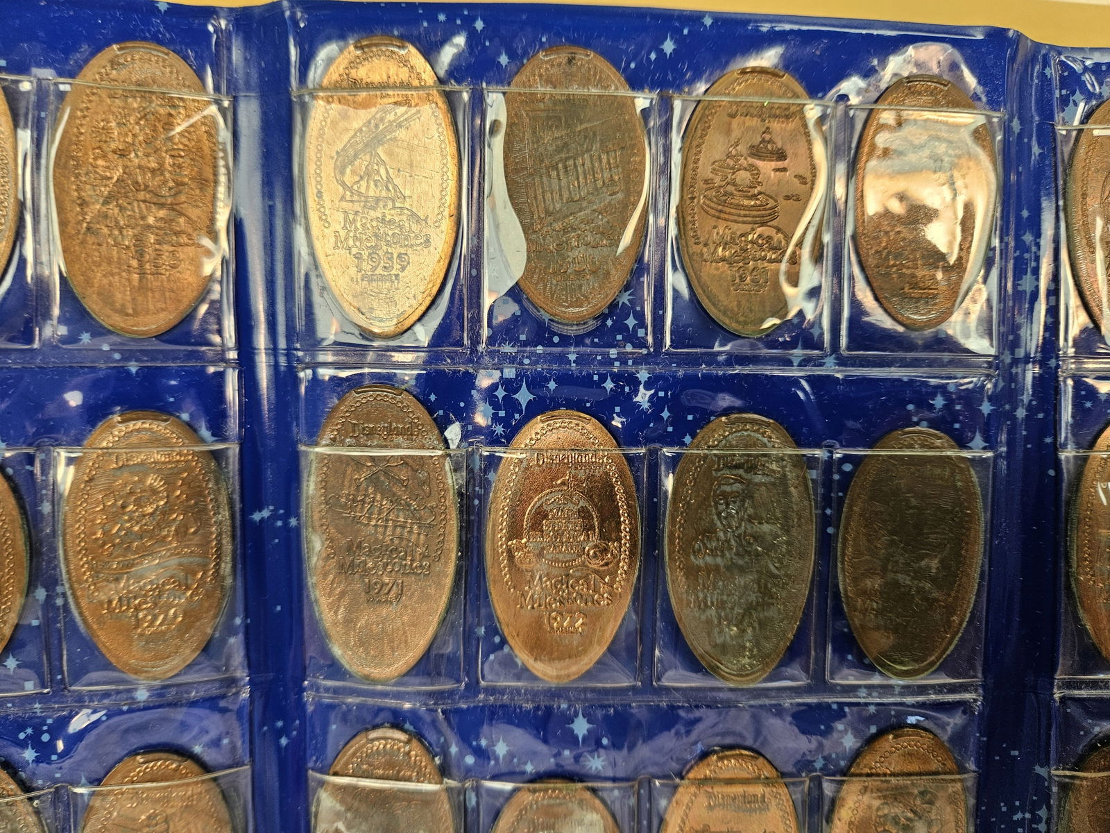 DISNEY Collection! - 5