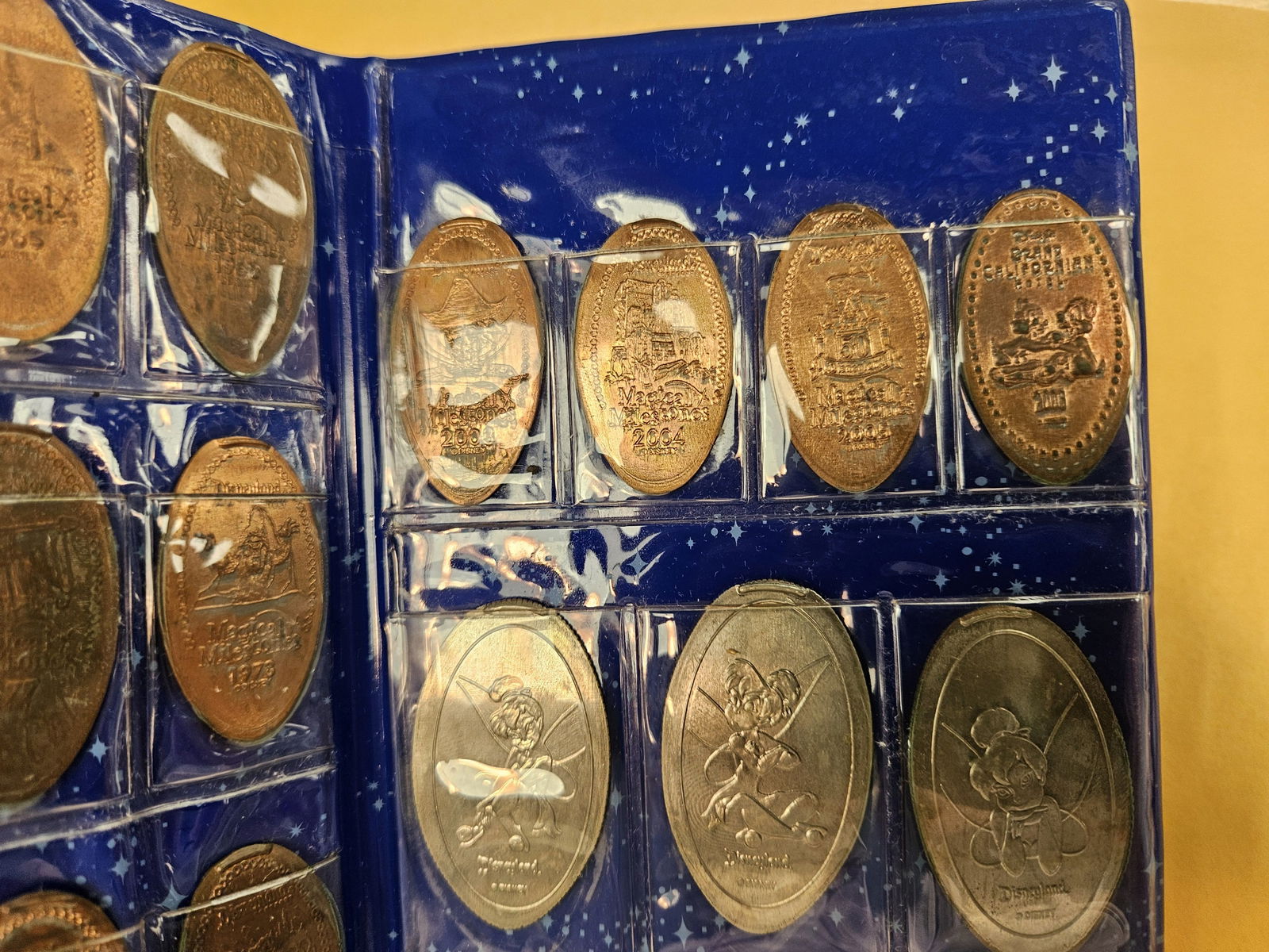 DISNEY Collection! - 9