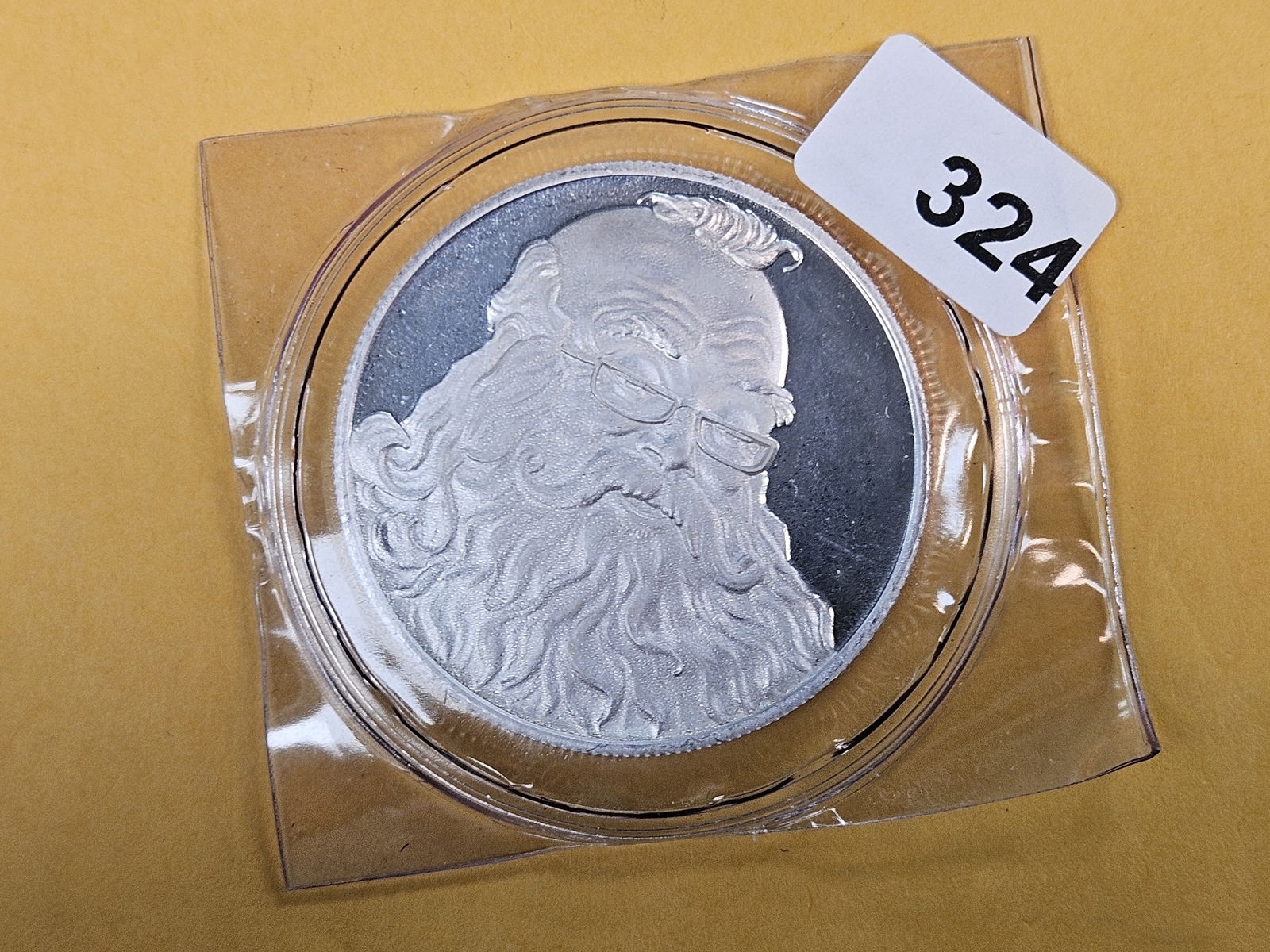 One Troy ounce .999 fine silver proof art round: Christmas 