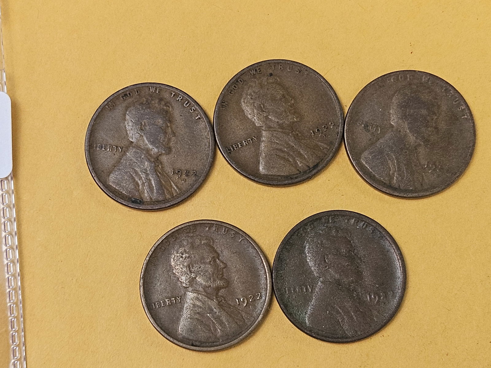 Five Semi-Key 1922-D Wheat cents (1 of 3)