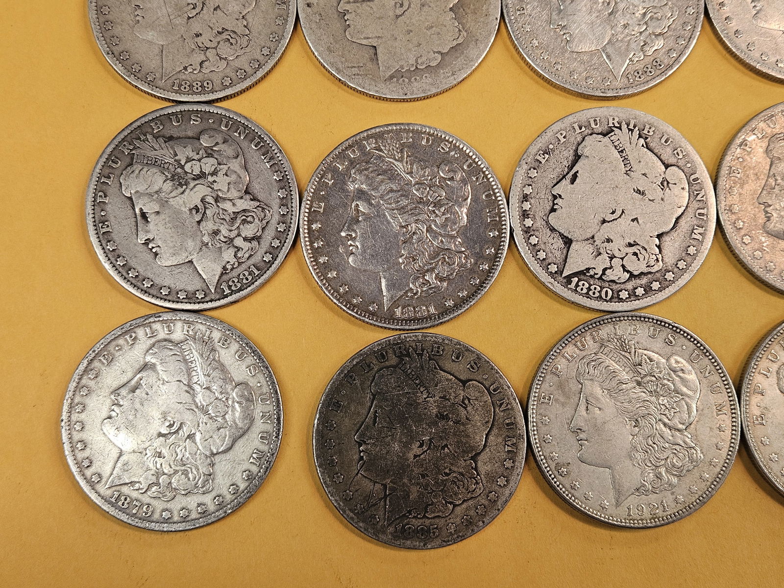 ** FULL ROLL ** Twenty Morgan Silver Dollars - 4