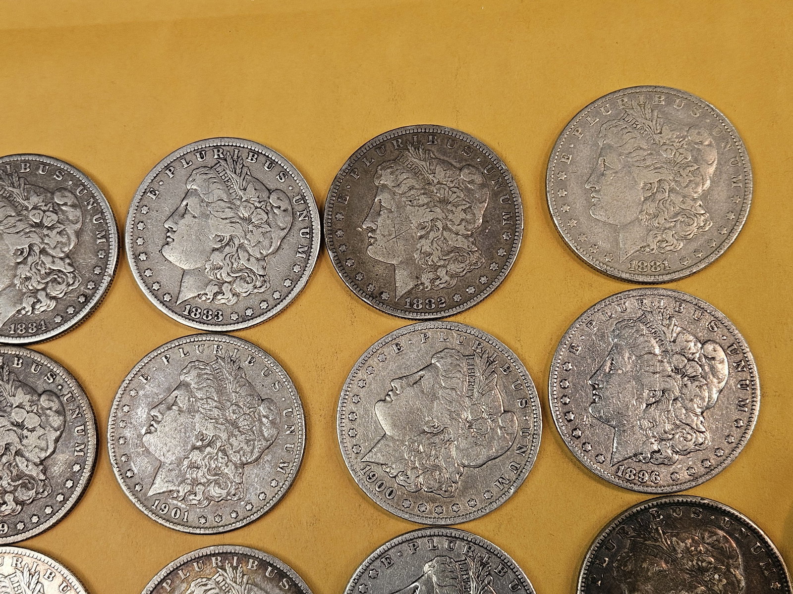 ** FULL ROLL ** Twenty Morgan Silver Dollars - 3