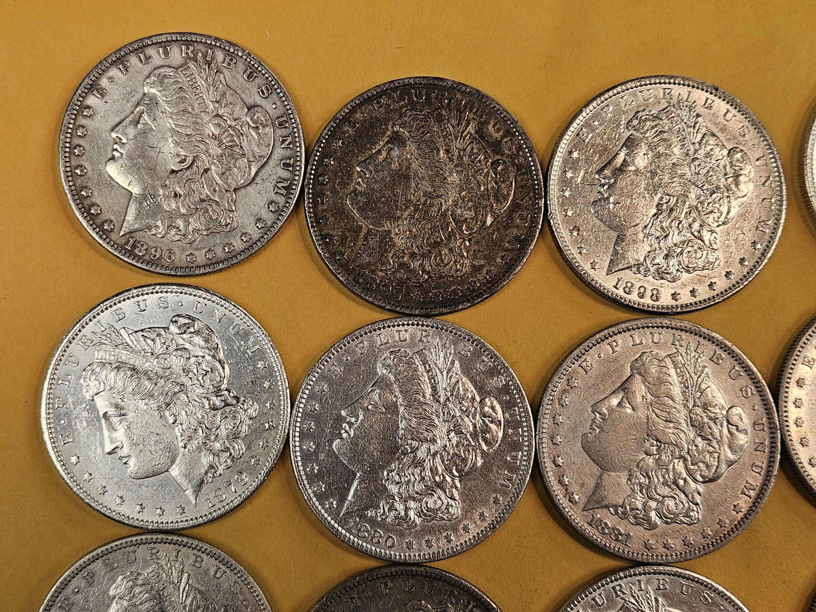 ** FULL ROLL ** Better Grade Twenty Morgan Silver Dollars! - 2