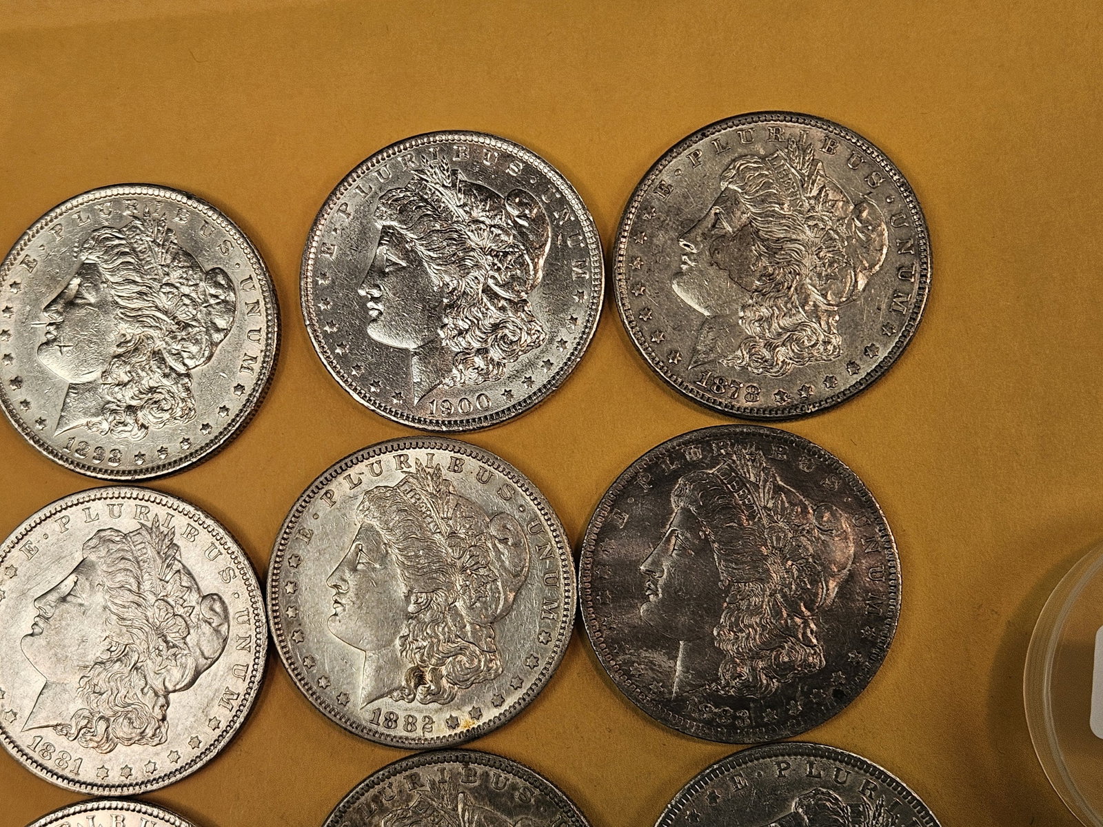 ** FULL ROLL ** Better Grade Twenty Morgan Silver Dollars! - 4