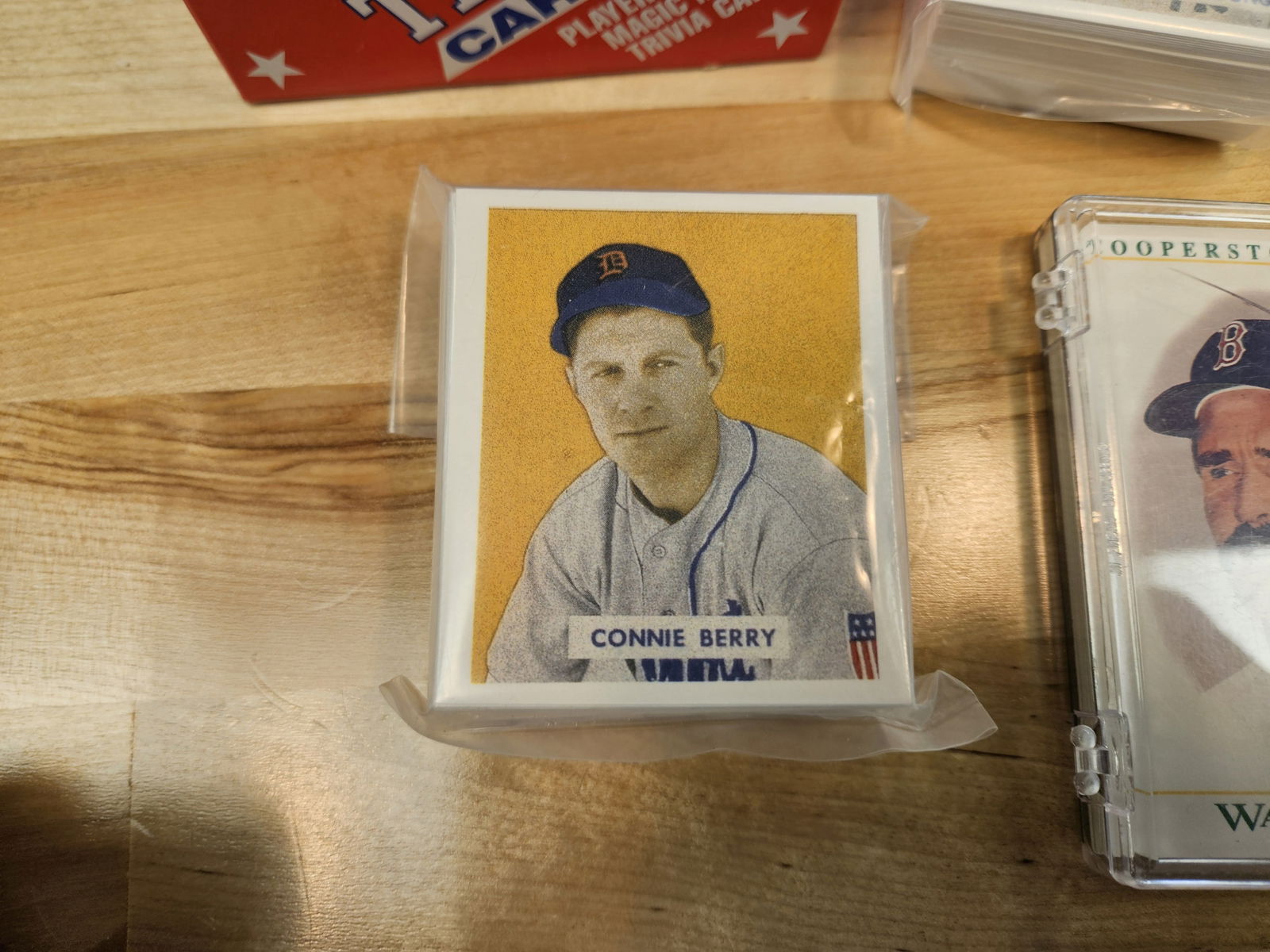 BASEBALL CARDS! - 3