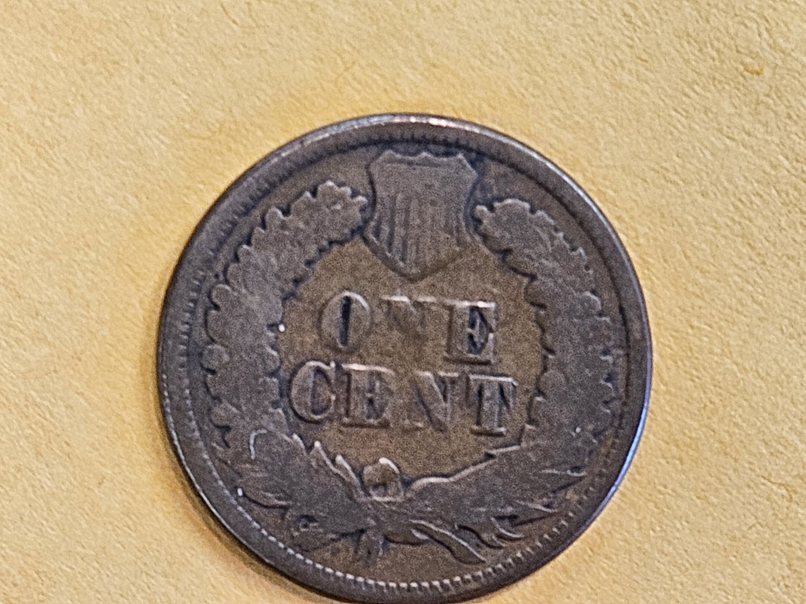 *** KEY DATE ** 1877 Indian cent in Very Good! - 6