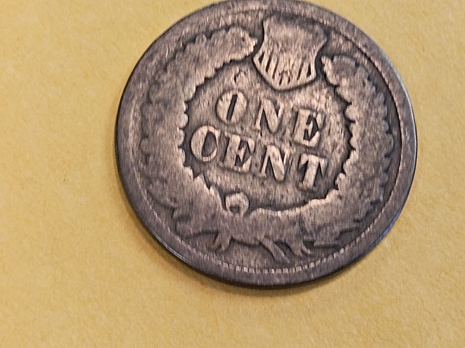 Semi-Key 1870 Indian cent - 3