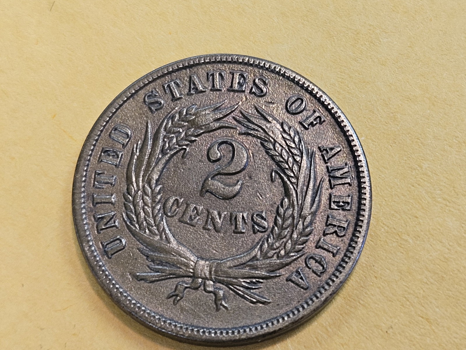 1865 Two Cent piece in Bright About Uncirculated - details - 4