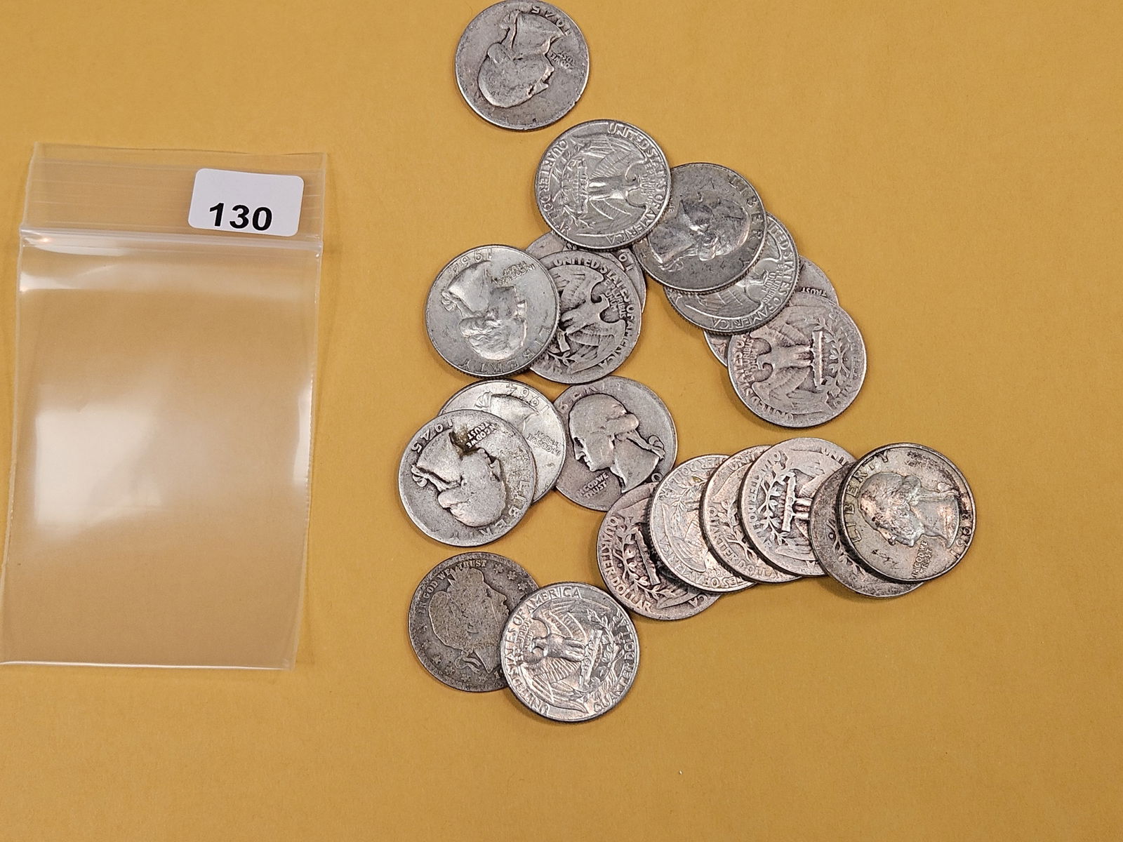 Twenty mixed silver Washington Quarters: Circulated 