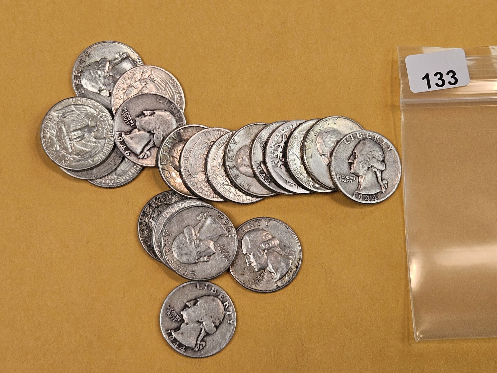 Twenty mixed silver Washington Quarters: Circulated 