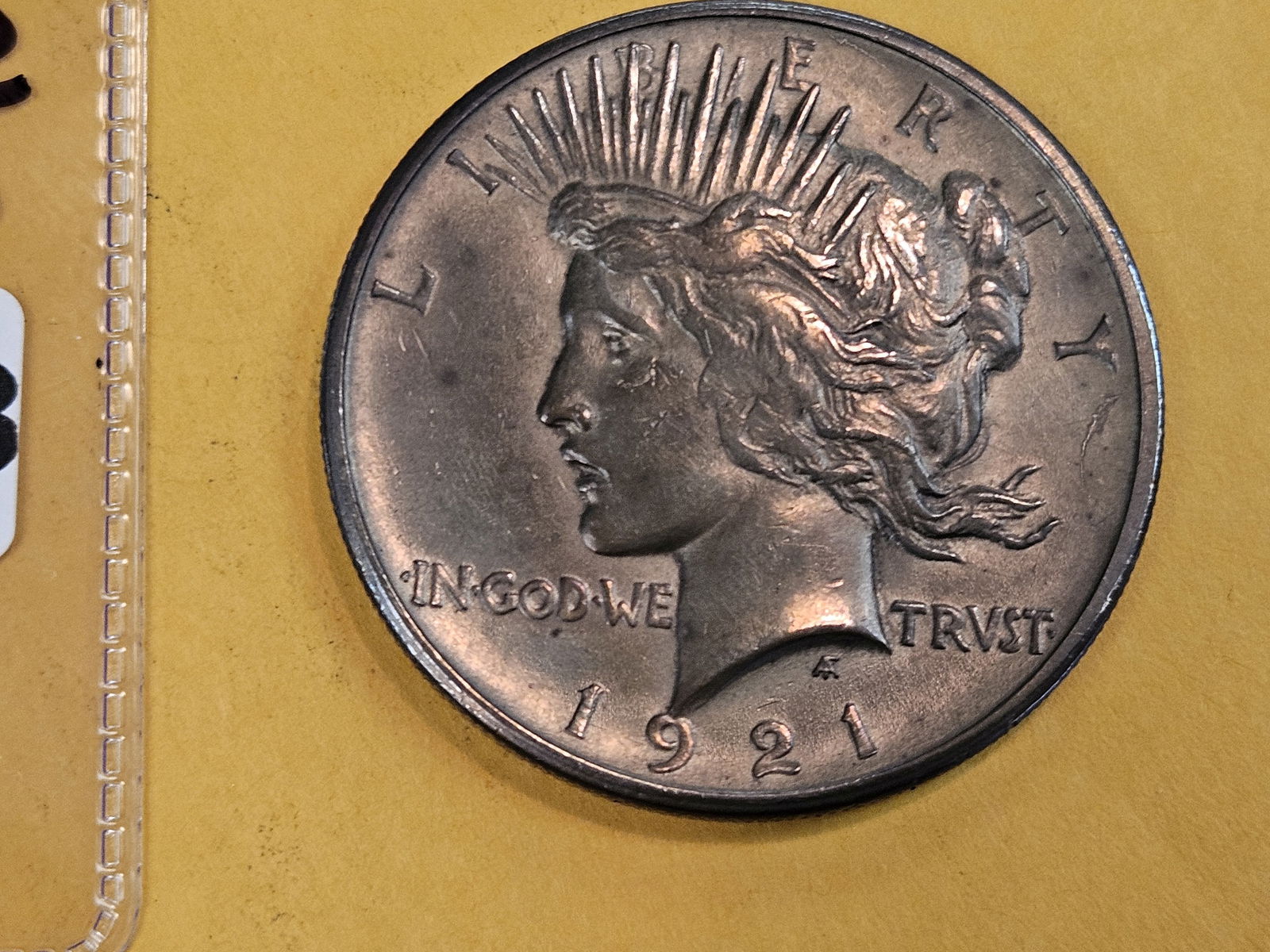 ** KEY DATE ** 1921 Peace silver Dollar in Uncirculated - details (1 of 5)
