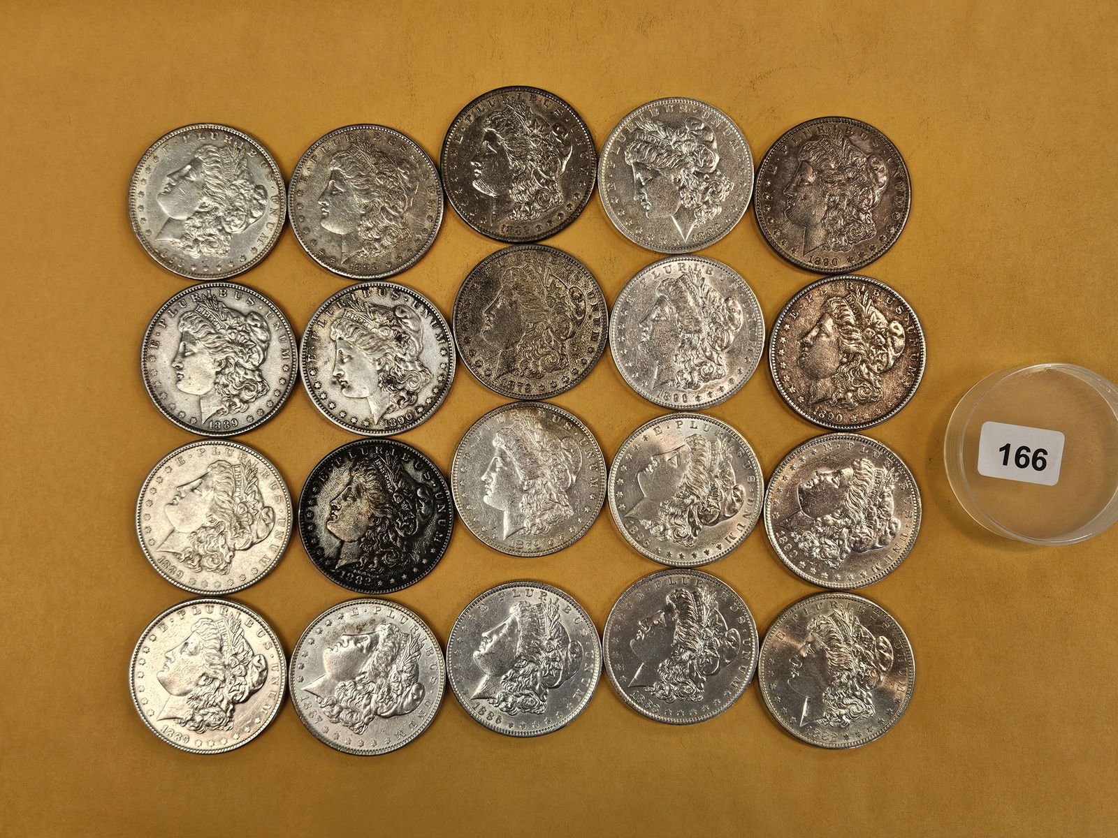 ** FULL ROLL ** Twenty Morgan silver Dollars (1 of 9)