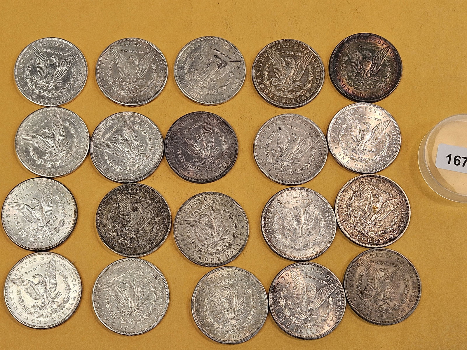 ** FULL ROLL ** Twenty Morgan silver Dollars - 9