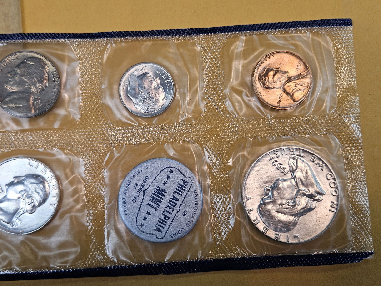 VARIETY! GEM 1959 US SILVER Mint Set in OGP - 3